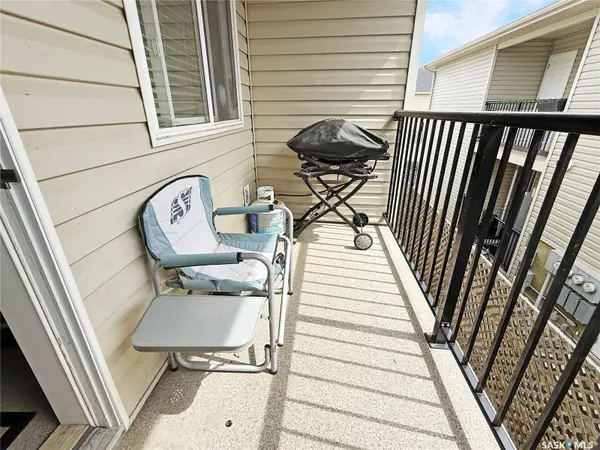 825 Gladstone STREET E #214, Swift Current, SK S9H 5P1