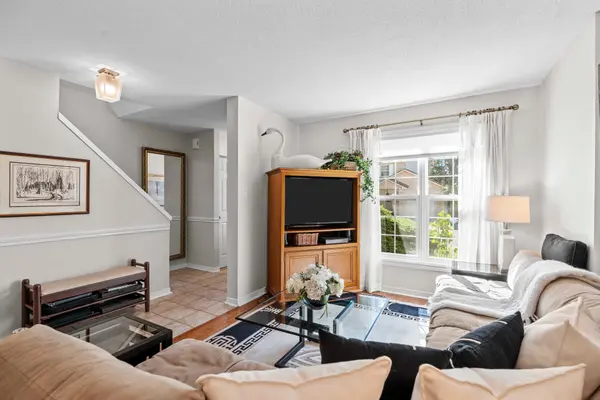 2272 Mowat AVE #56, Oakville, ON L6H 5L8