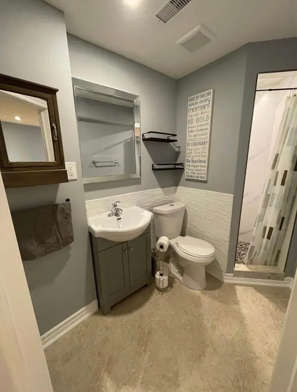 22 Manorwood CT, Caledon, ON L7E 2S9