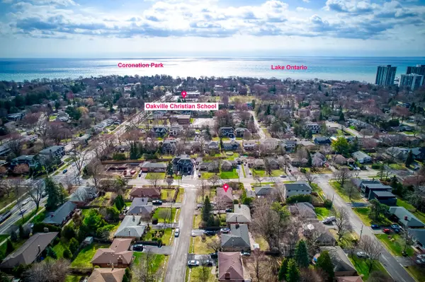 216 Wales CRES, Oakville, ON L6L 3X7