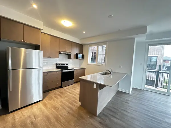 1259 Lily CRES #15, Milton, ON L9E 2C1