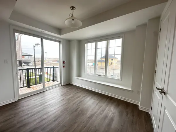 1259 Lily CRES #15, Milton, ON L9E 2C1