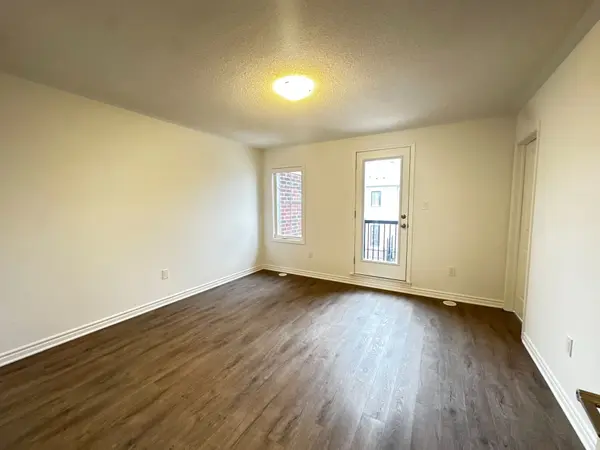 1259 Lily CRES #15, Milton, ON L9E 2C1