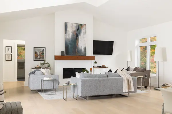 103 Granite DR, Huntsville, ON P1H 2N5