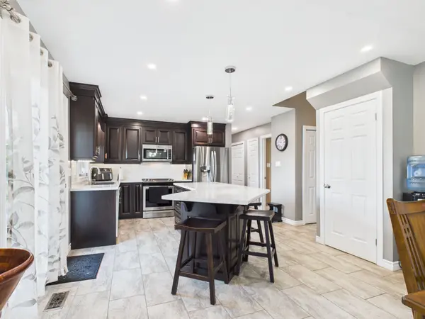 953 Greenock-Brant Line, Brockton, ON N0G 1J0