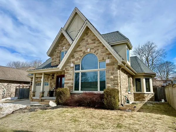 241 4th Street CRES, Hanover, ON N4N 3S9