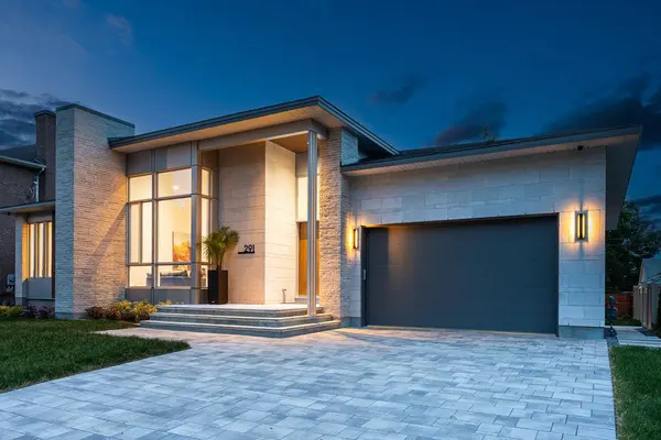 291 Billings AVE, Alta Vista And Area, ON K1H 5L2