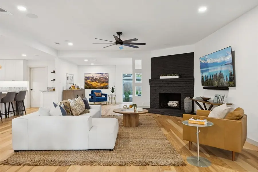 10548 Marquis Lane, Dallas, TX 75229