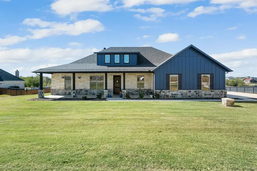 1103 Pioneer Crossing, Weatherford, TX 76088