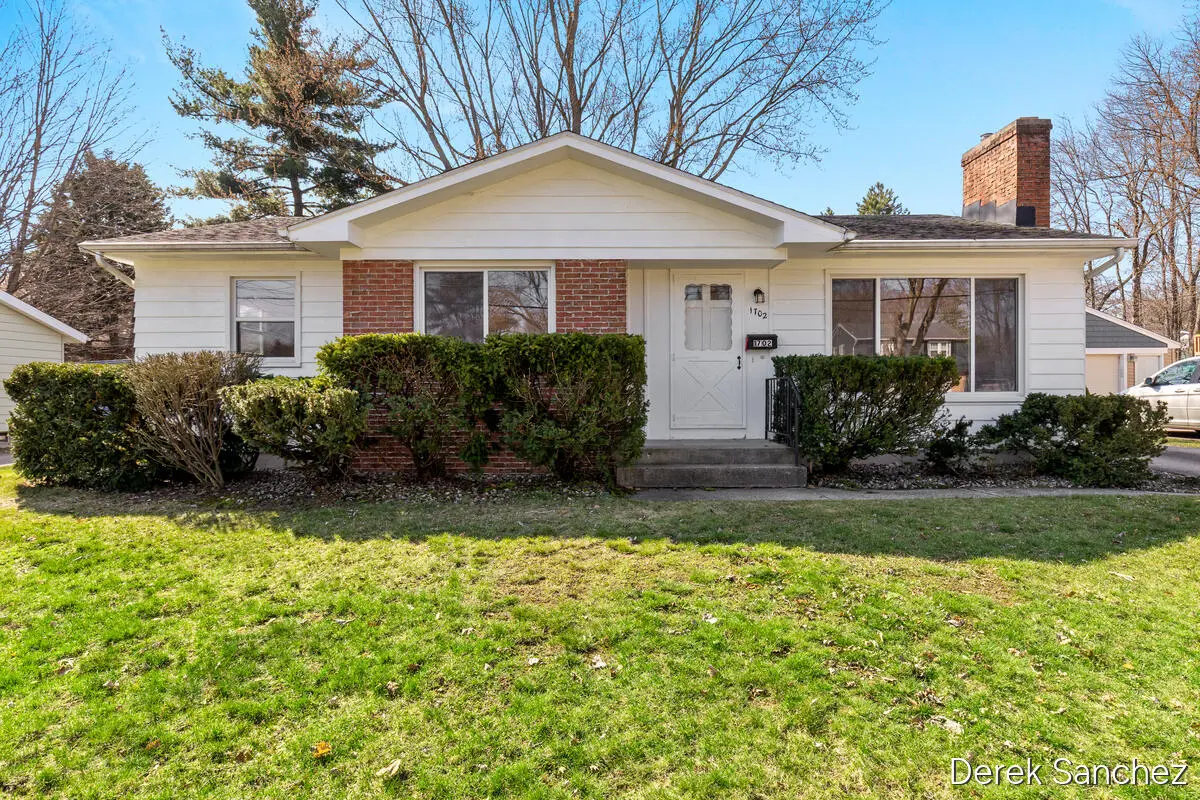 1702 Stilesgate ST SE, City Of Grand Rapids, MI 49508