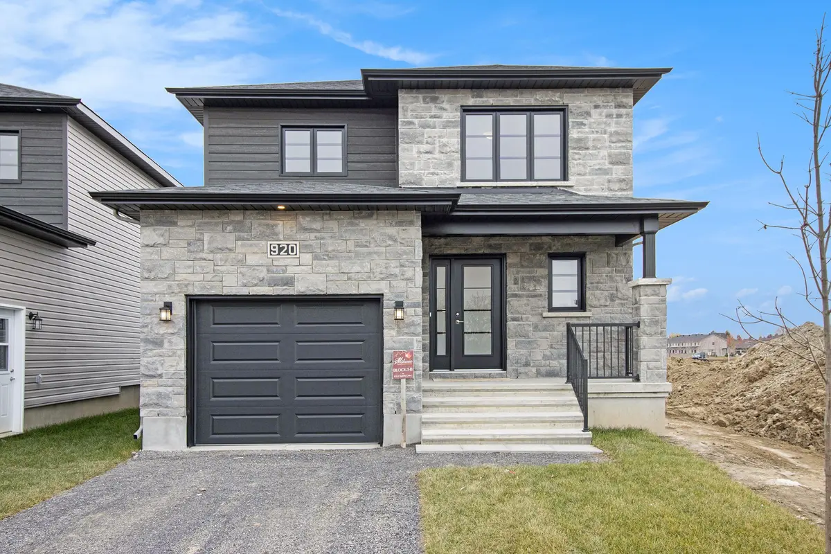 1203 MONTBLANC CRES, Russell, ON K0A 1W0