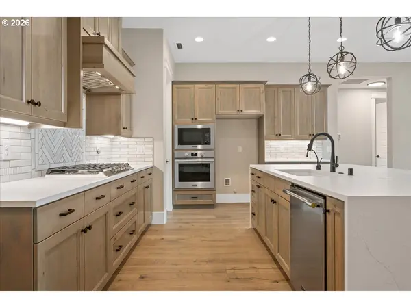 18208 NE 164th AVE #25, Brush Prairie, WA 98606