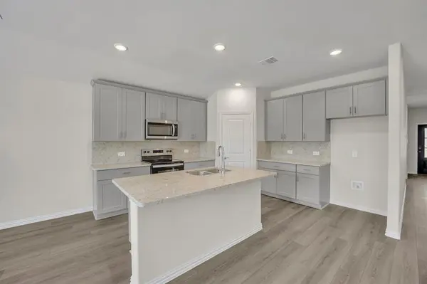 315 Sugarlands Drive, Greenville, TX 75402