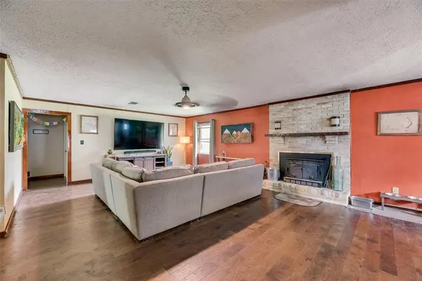 1809 N Trinity Road, Denton, TX 76208