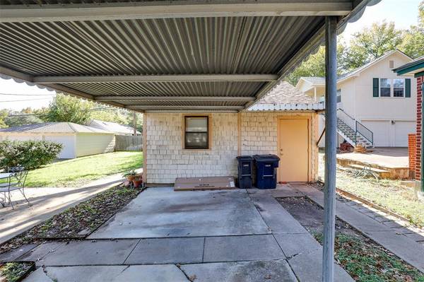 3531 Bellaire Drive S, Fort Worth, TX 76109