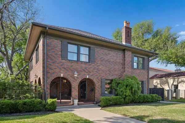 2809 Park Hill Drive, Fort Worth, TX 76109