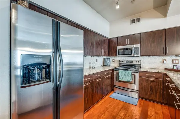 3102 Kings Road #3103, Dallas, TX 75219