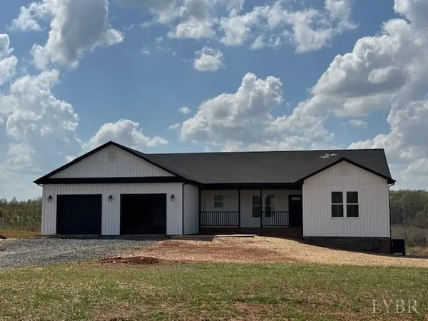 1839 Horseshoe RD, Appomattox, VA 24522