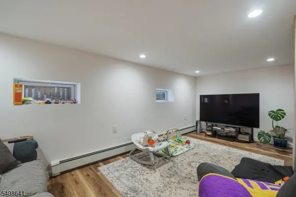 20 Alpine Rd, Montville Twp., NJ 07082