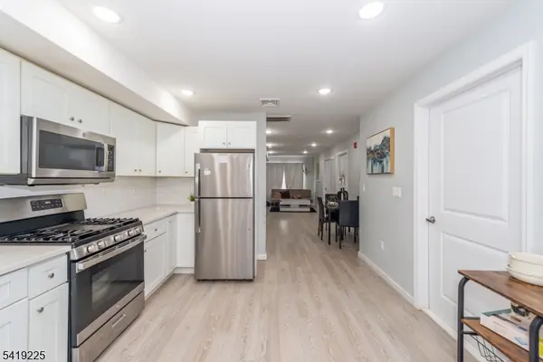 59 Mercer St, Paterson City, NJ 07524