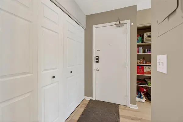 2140 Pauline BLVD #206, Ann Arbor, MI 48103