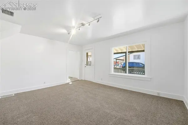 1512 E Monument ST, Colorado Springs, CO 80909