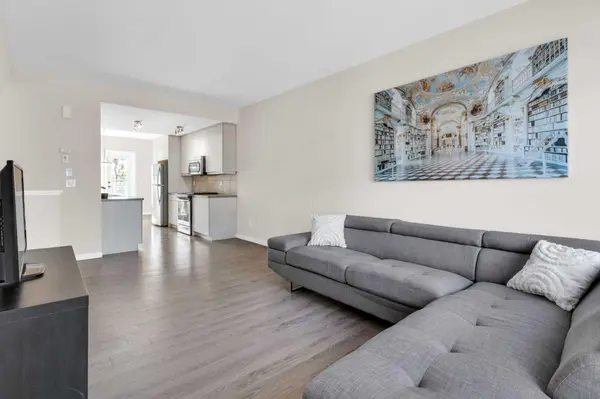 501 River Heights DR #407, Cochrane, AB T4C 2L3