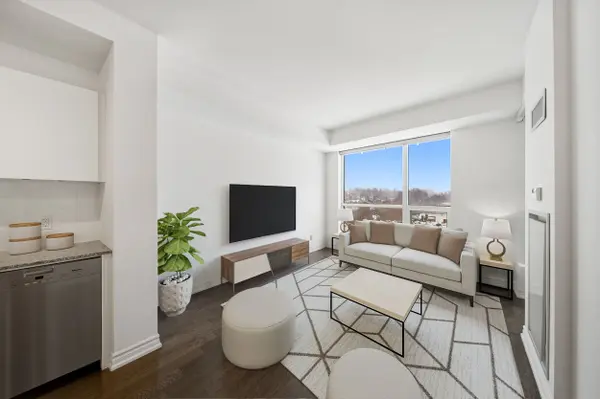 23 Glebe RD W #407, Toronto C03, ON M5P 0A1