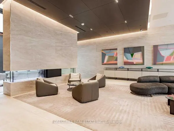 2221 Yonge ST #5702, Toronto C10, ON M4S 2B4