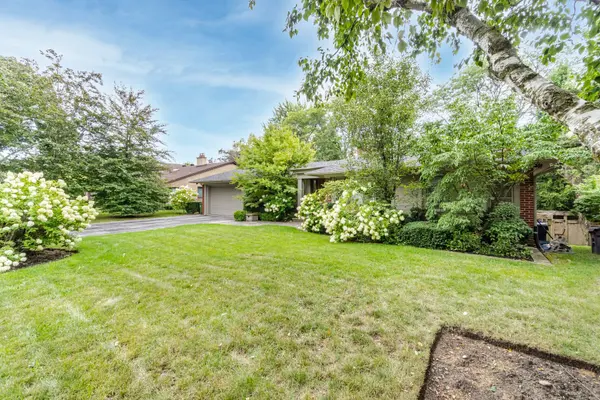 96 Laurentide DR, Toronto C13, ON M3A 3E5