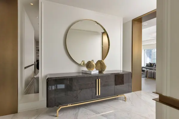 200 Cumberland ST #3802, Toronto C02, ON M5R 0B7