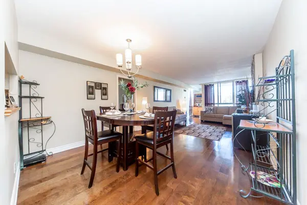 1665 Pickering Pkwy #202, Pickering, ON L1V 6L4