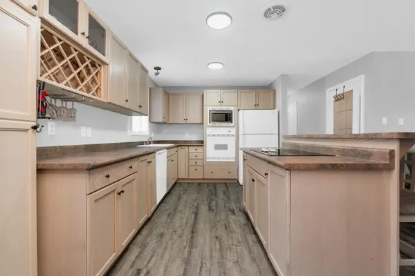 7972 County 13 RD, Adjala-tosorontio, ON L0M 1M0