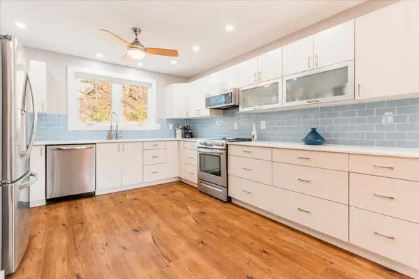 32 Oneida AVE, Oro-medonte, ON L0K 1E0