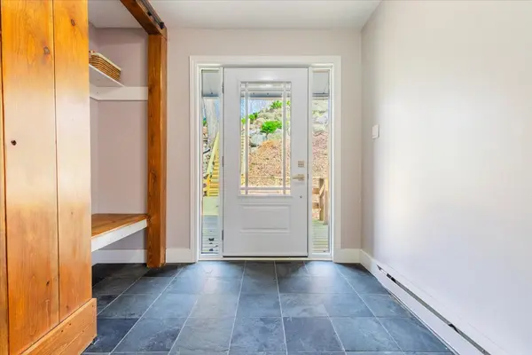 32 Oneida AVE, Oro-medonte, ON L0K 1E0