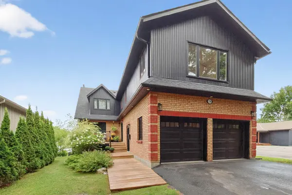 238 Robins Point RD, Tay, ON L0K 2A0