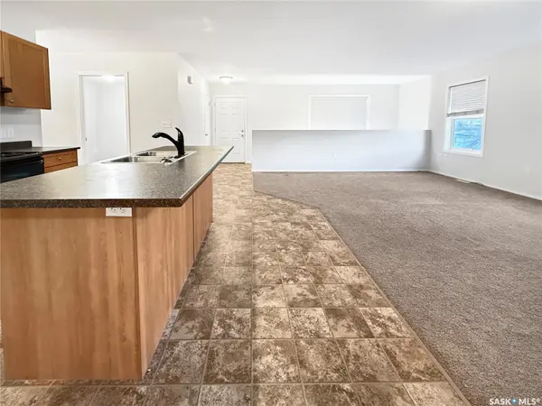 1275 South Railway STREET E #36, Swift Current, SK S9H 5P3