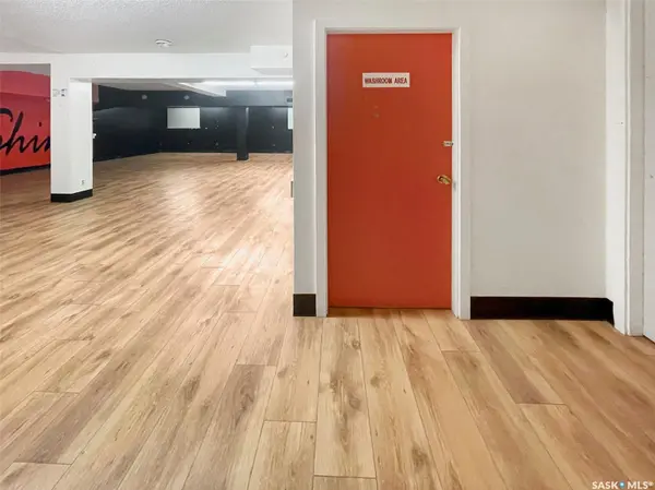 234 1st AVENUE NE #002, Swift Current, SK S9H 2B4