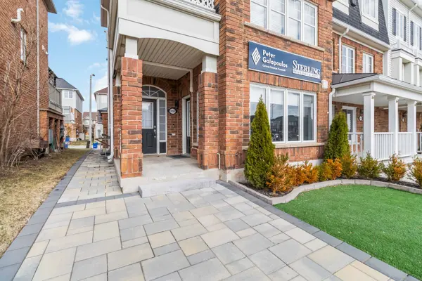 3153 Walkers Line, Burlington, ON L7M 0E1