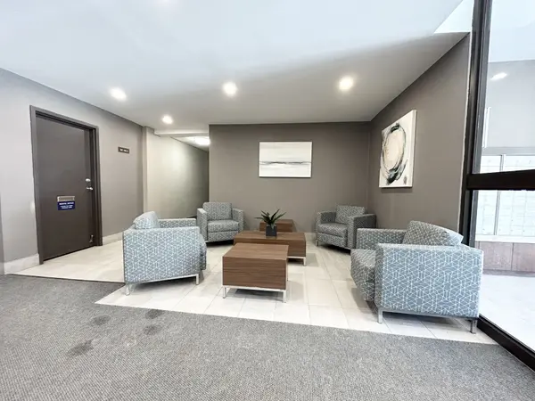 62 Park AVE #809, Halton Hills, ON L7G 4Z1