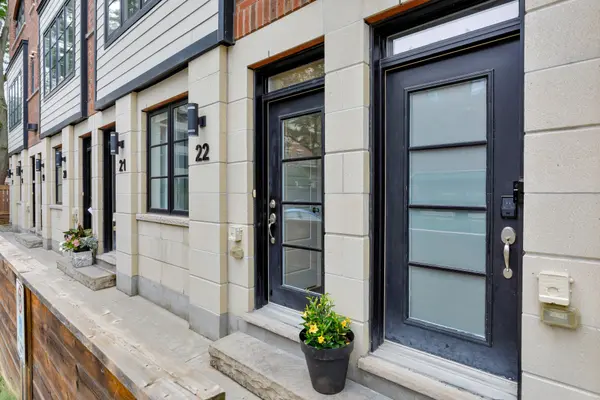 405 Plains RD E #22, Burlington, ON L7T 2C9