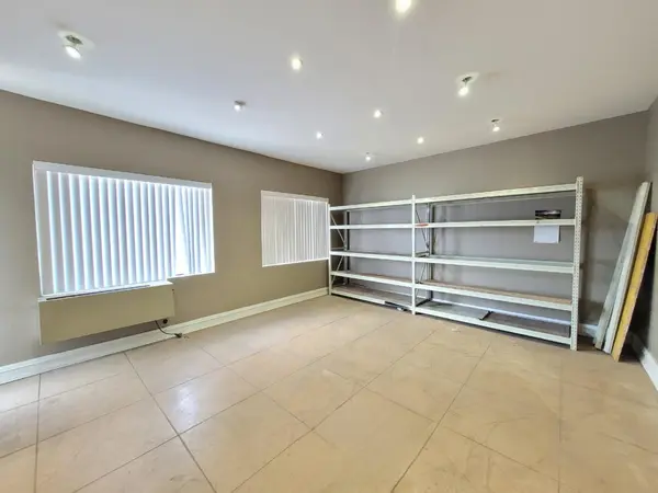 4 Marconi CT #Unit 4, Caledon, ON L7E 1E7