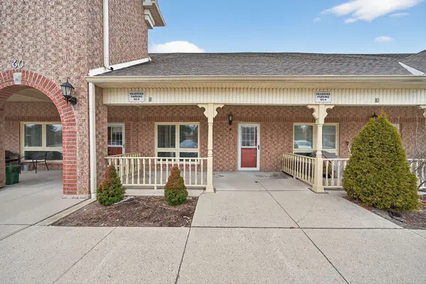 60 Natalia AVE #4, Hamilton, ON L0R 1W0