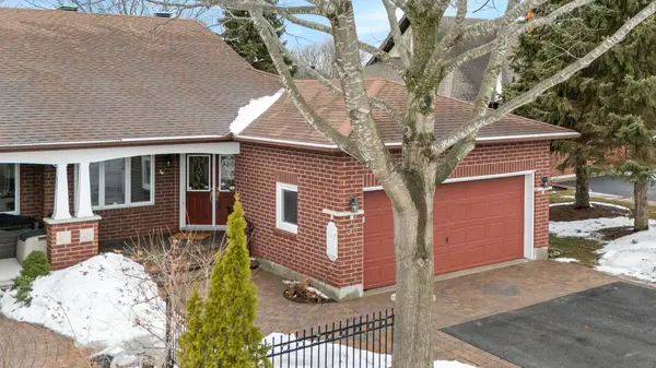 56 Coulson CT, Kanata, ON K2K 2X9