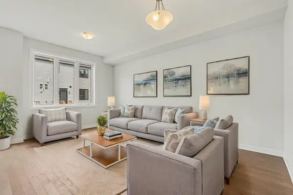 98 Osler ST, Kanata, ON K2W 0K8