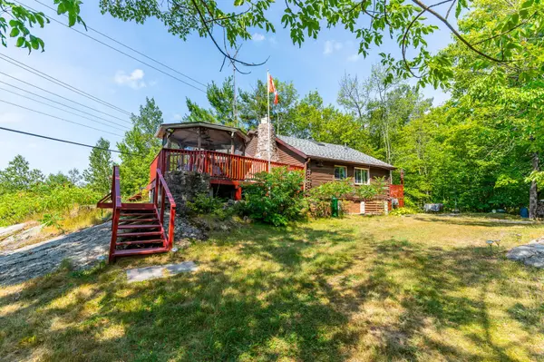 1017 Ewles DR, Minden Hills, ON K0M 2L1