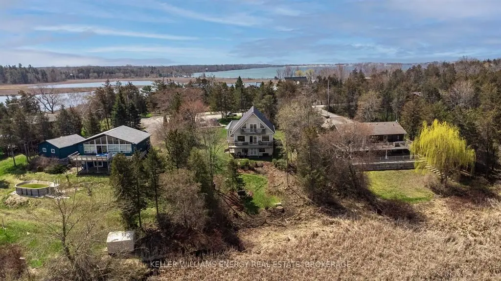 96 Island RD, Prince Edward County, ON K0K 2T0