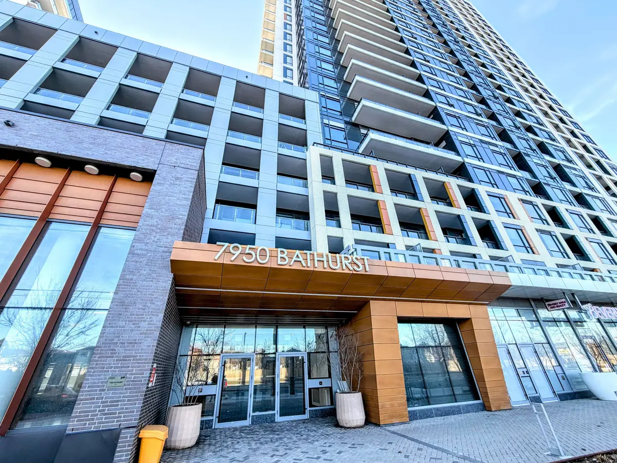 7950 Bathurst ST #818, Vaughan, ON L4J 0L4