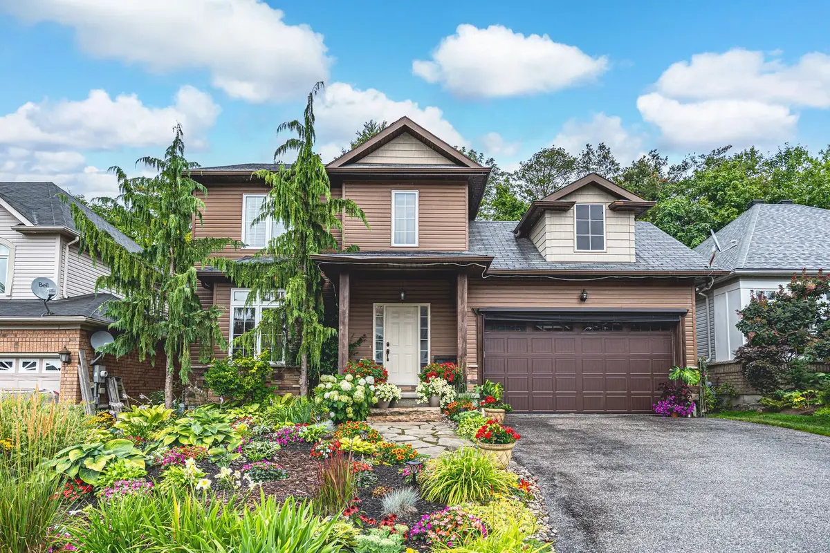 11 Oakmont AVE, Oro-medonte, ON L0L 2L0