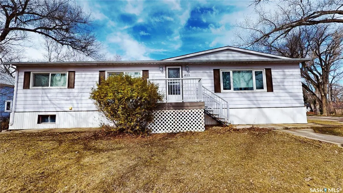 401 Walsh STREET, Maple Creek, SK S0N 1N0